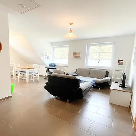 Am Kuestenwald Suennhuus